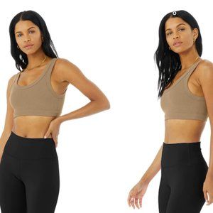ALO Yoga Wellness Bra in Gravel - M